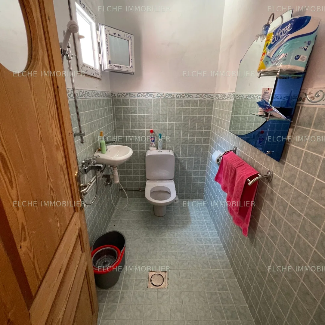 Villa R+2 à Vendre