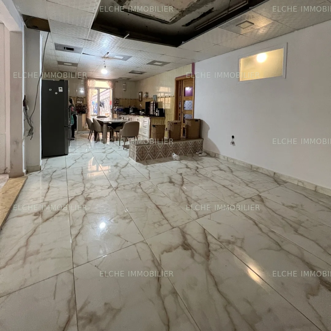 Villa R+2 à vendre
