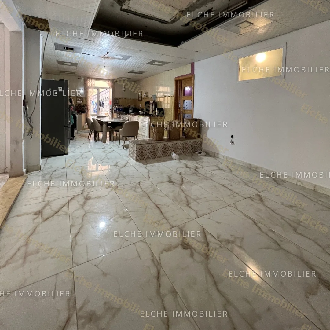 Villa R+2 à vendre