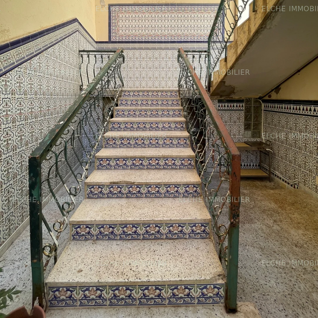 Villa R+2 à vendre