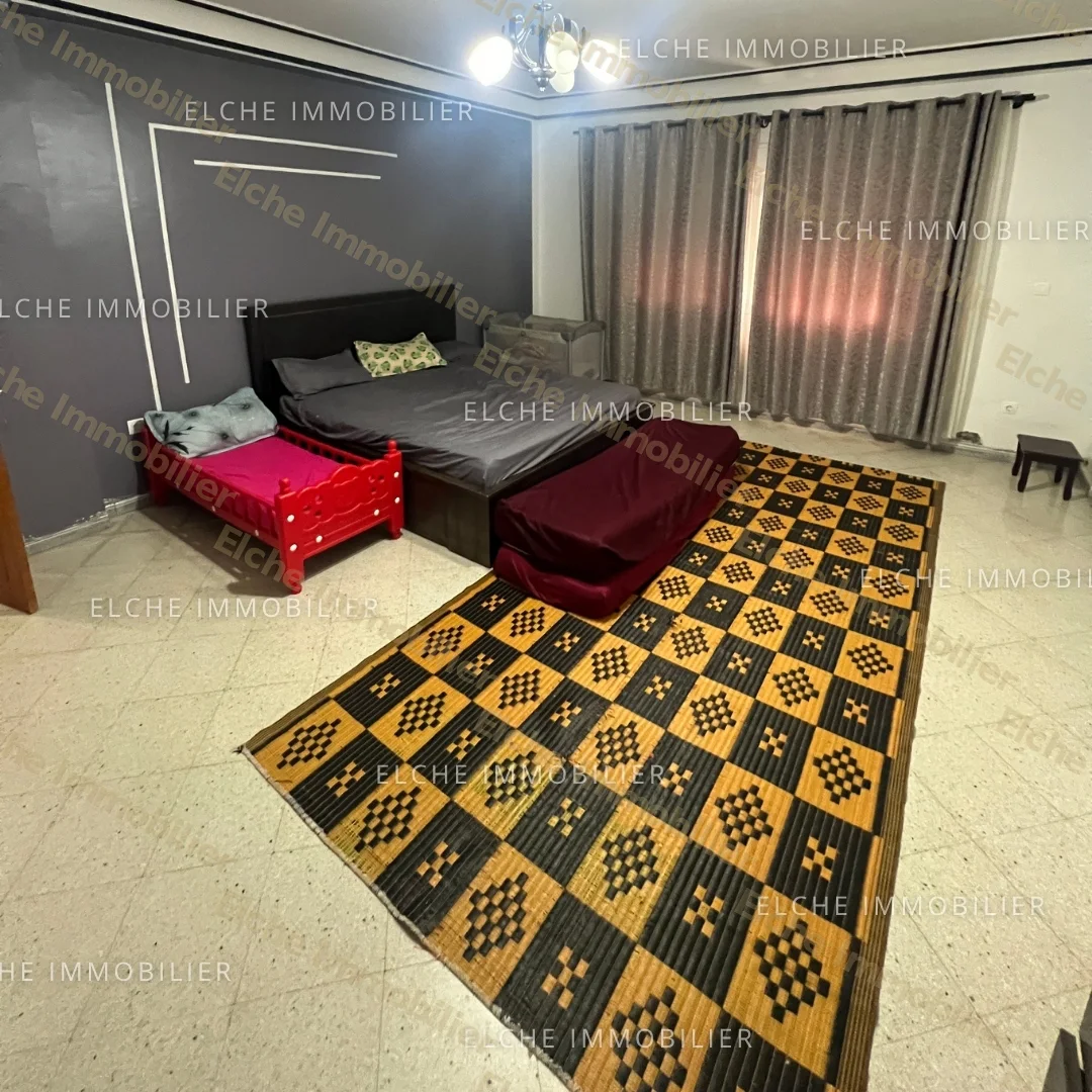Villa R+2 à vendre