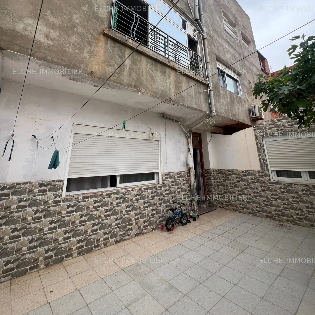 Villa R+2 à vendre