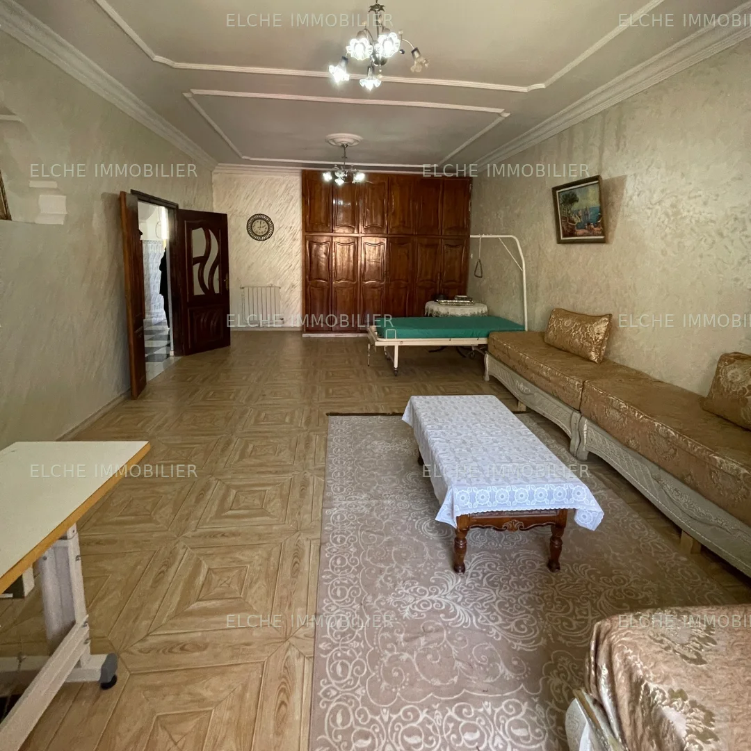 Villa R+1 à vendre