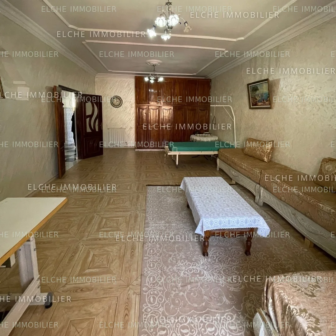 Villa R+1 à vendre
