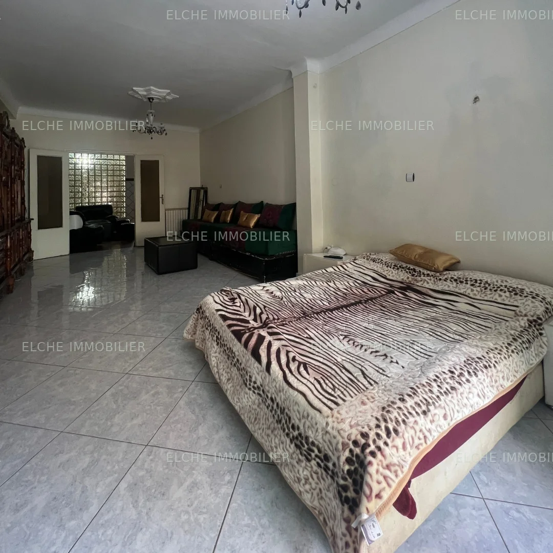 Villa R+2 à vendre