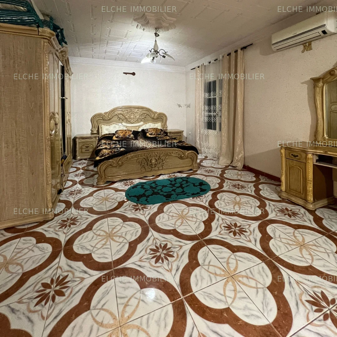 Villa R+2 à vendre