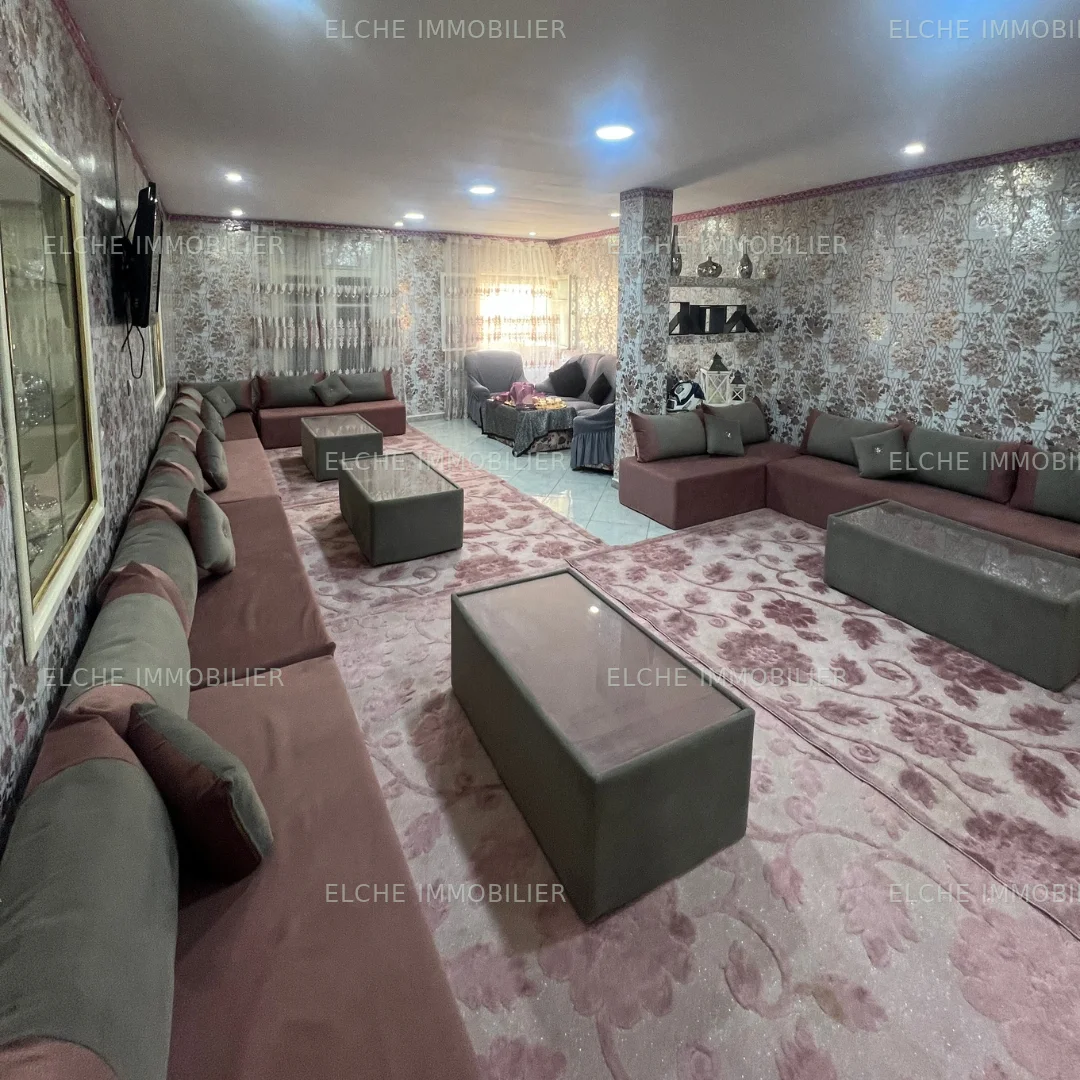 Villa R+2 à vendre