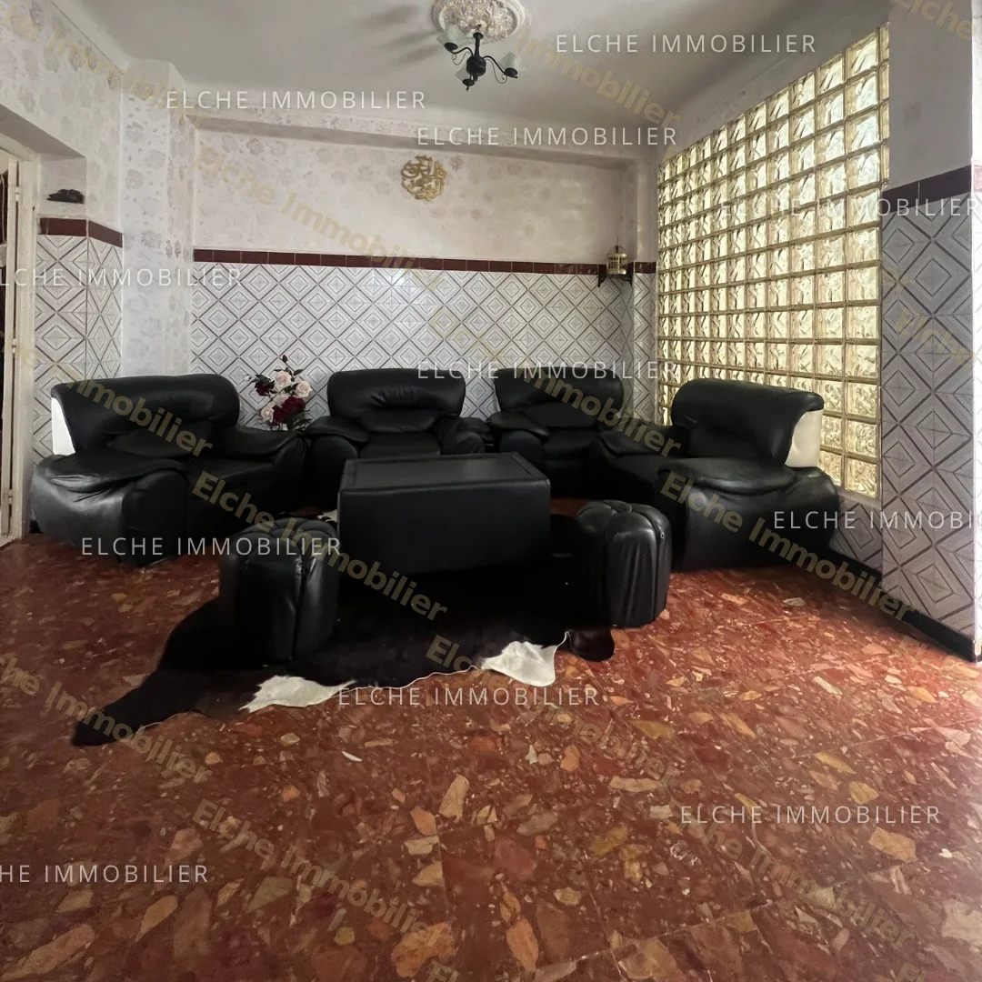 Villa R+2 à vendre