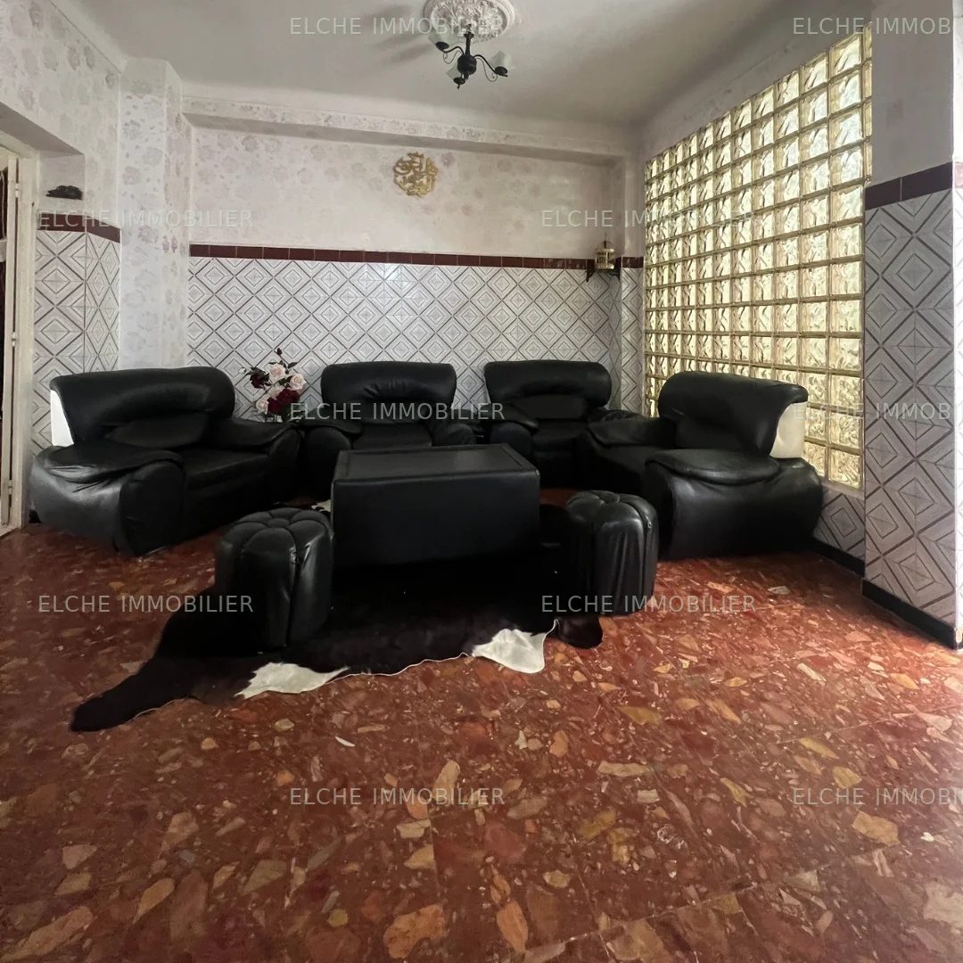 Villa R+2 à vendre