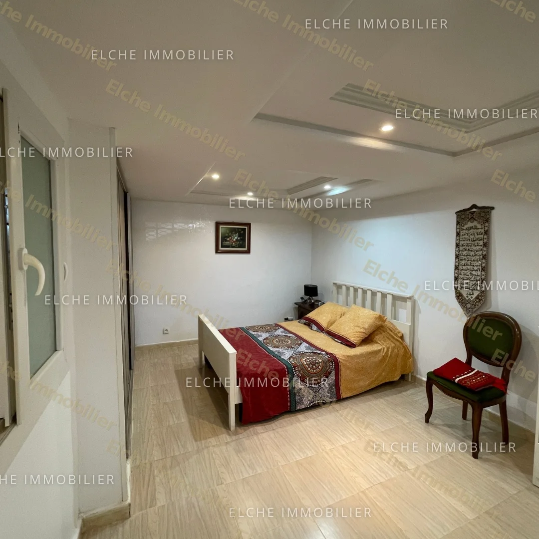 Villa R+2 à vendre