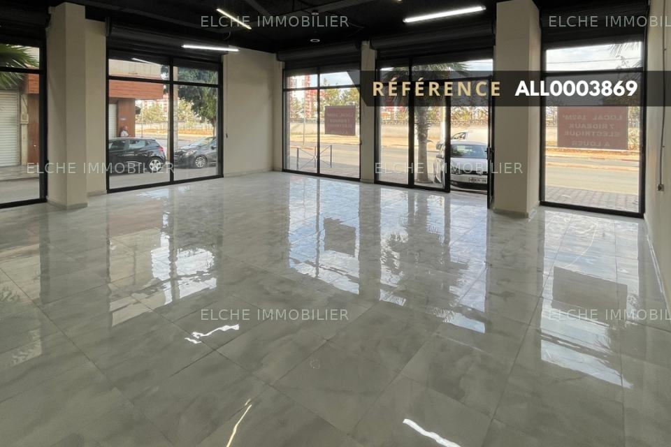 Local commercial à Louer