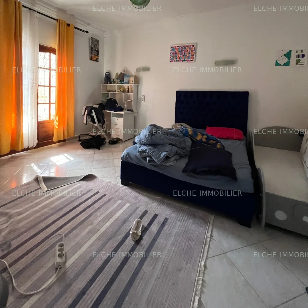 Villa R+1 à vendre