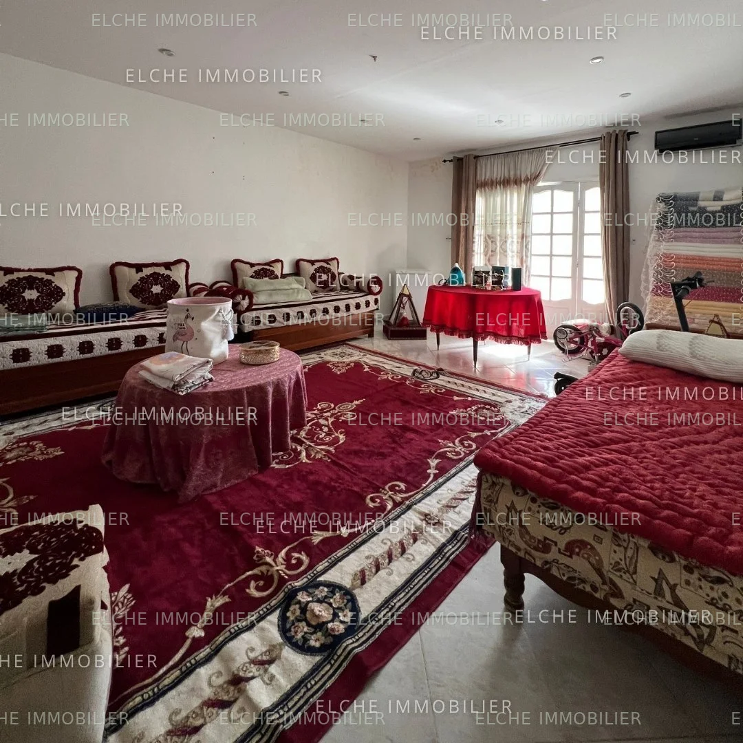 Villa R+1 à vendre