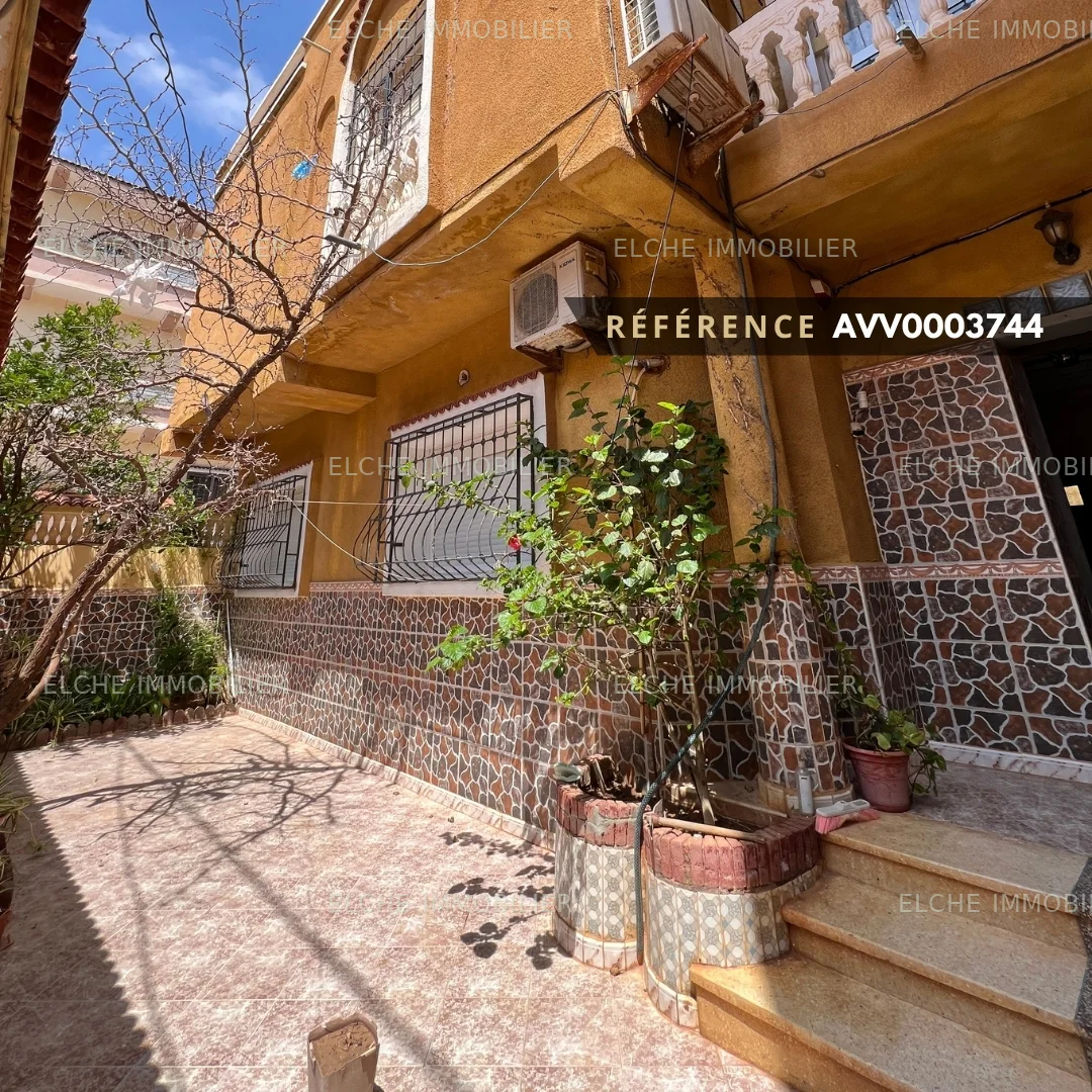 Villa R+2 à vendre