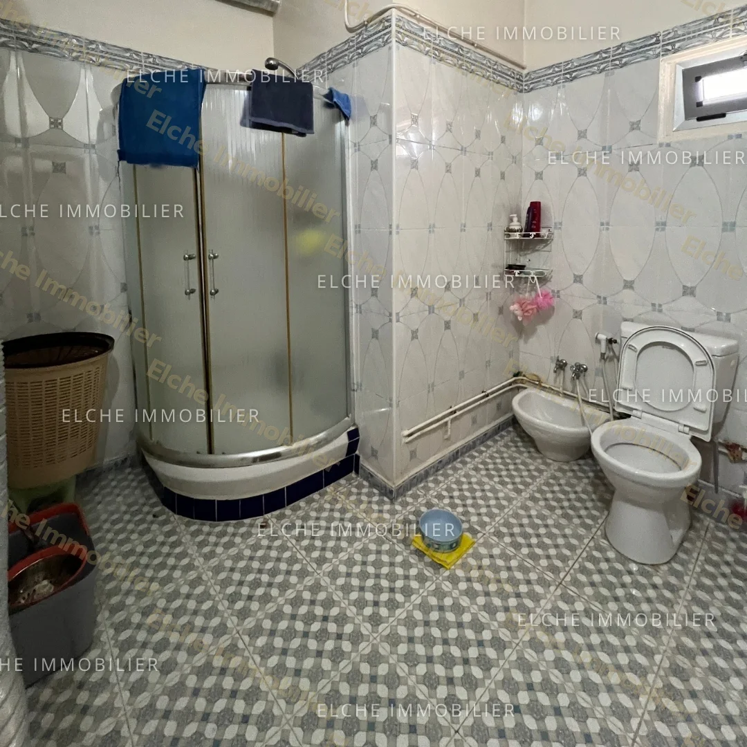 Villa R+2 à vendre