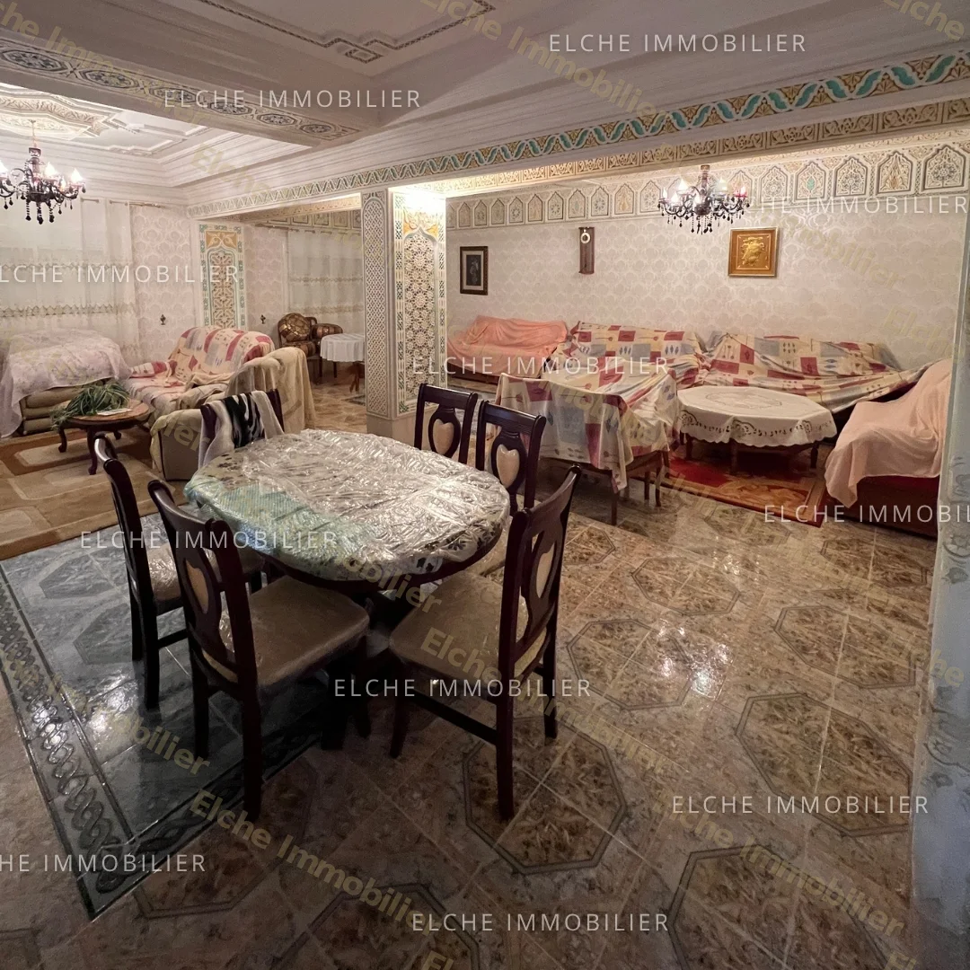Villa R+2 à vendre