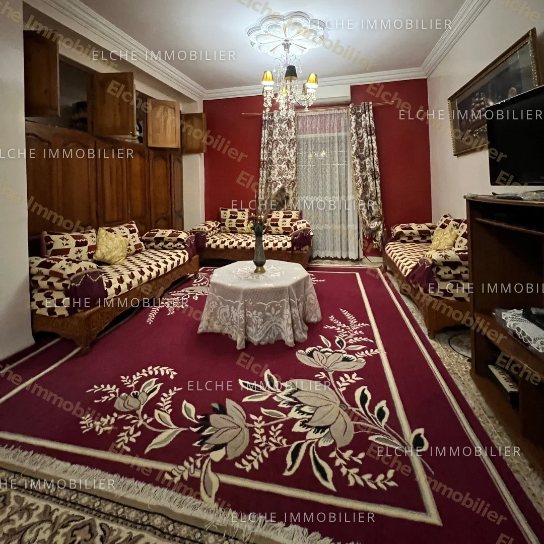 Villa R+2 à vendre