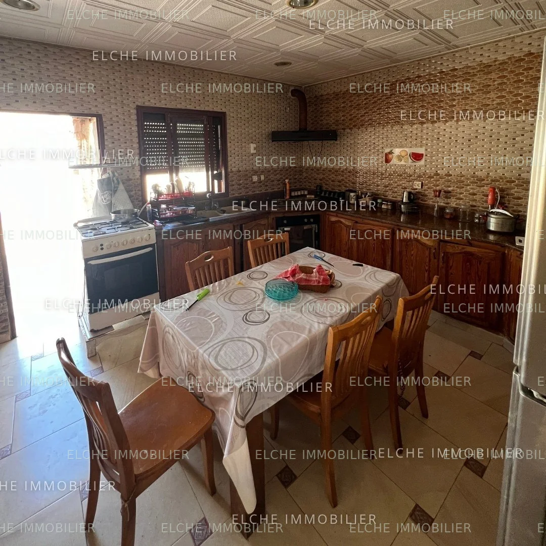 Villa ancien bâti R+1 à vendre