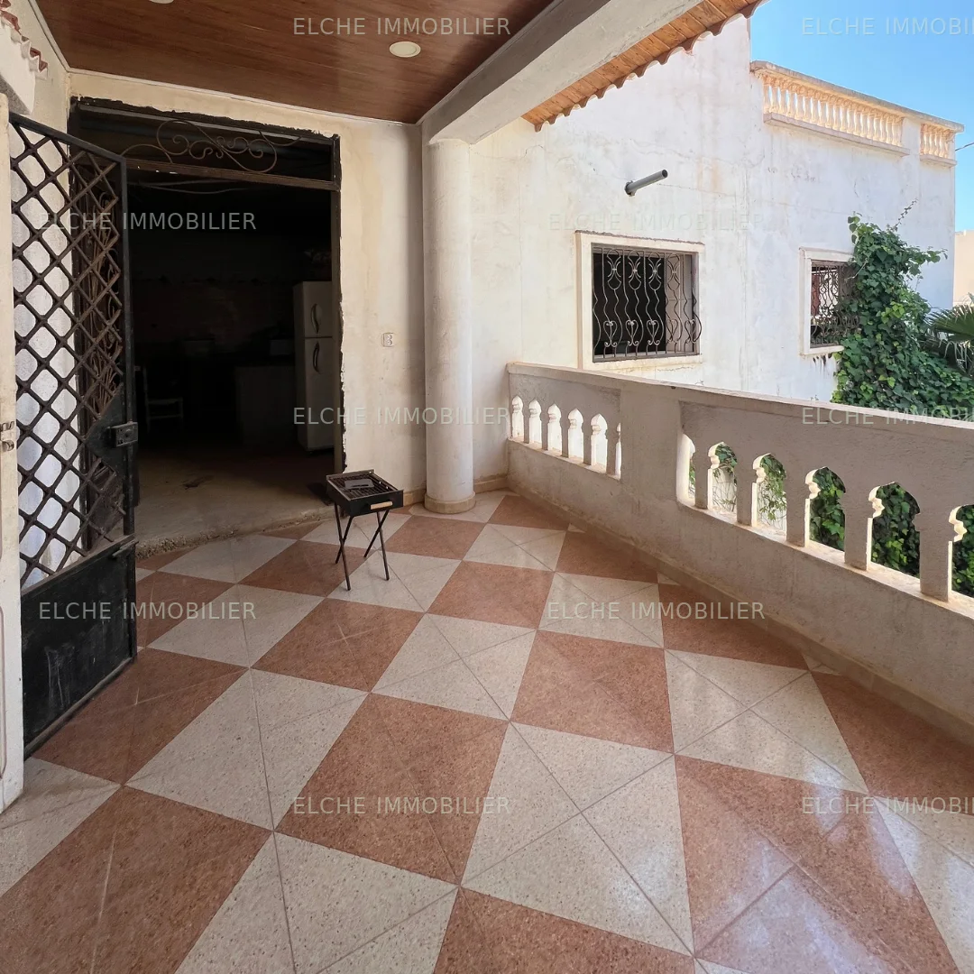 Villa ancien bâti R+1 à vendre