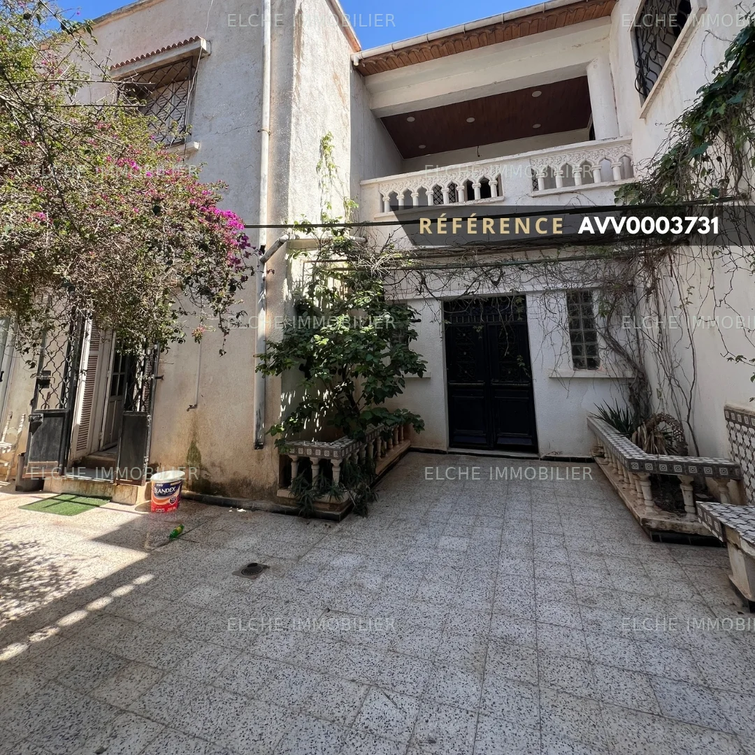 Villa ancien bâti R+1 à vendre