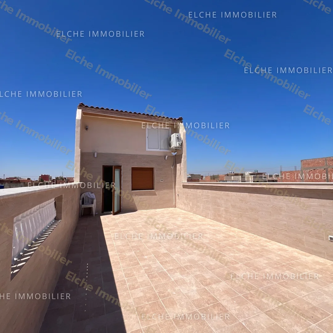 Villa R+3 à vendre