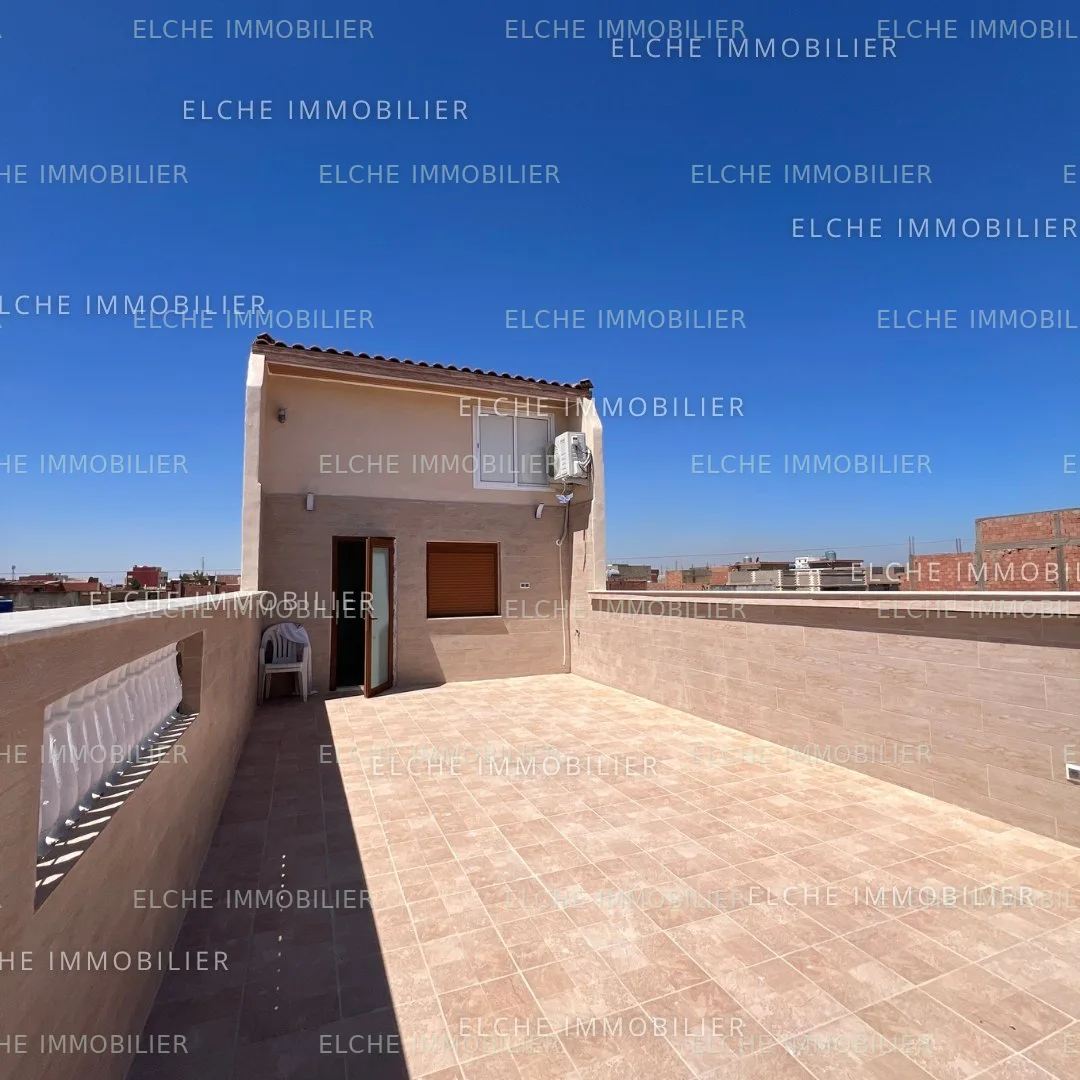 Villa R+3 à vendre