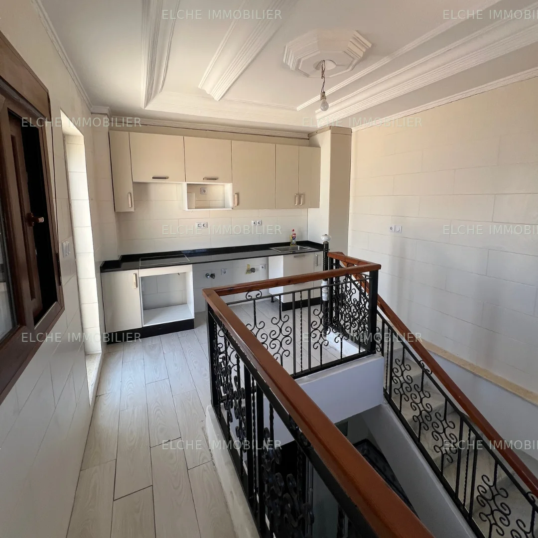 Maison R+3 à vendre