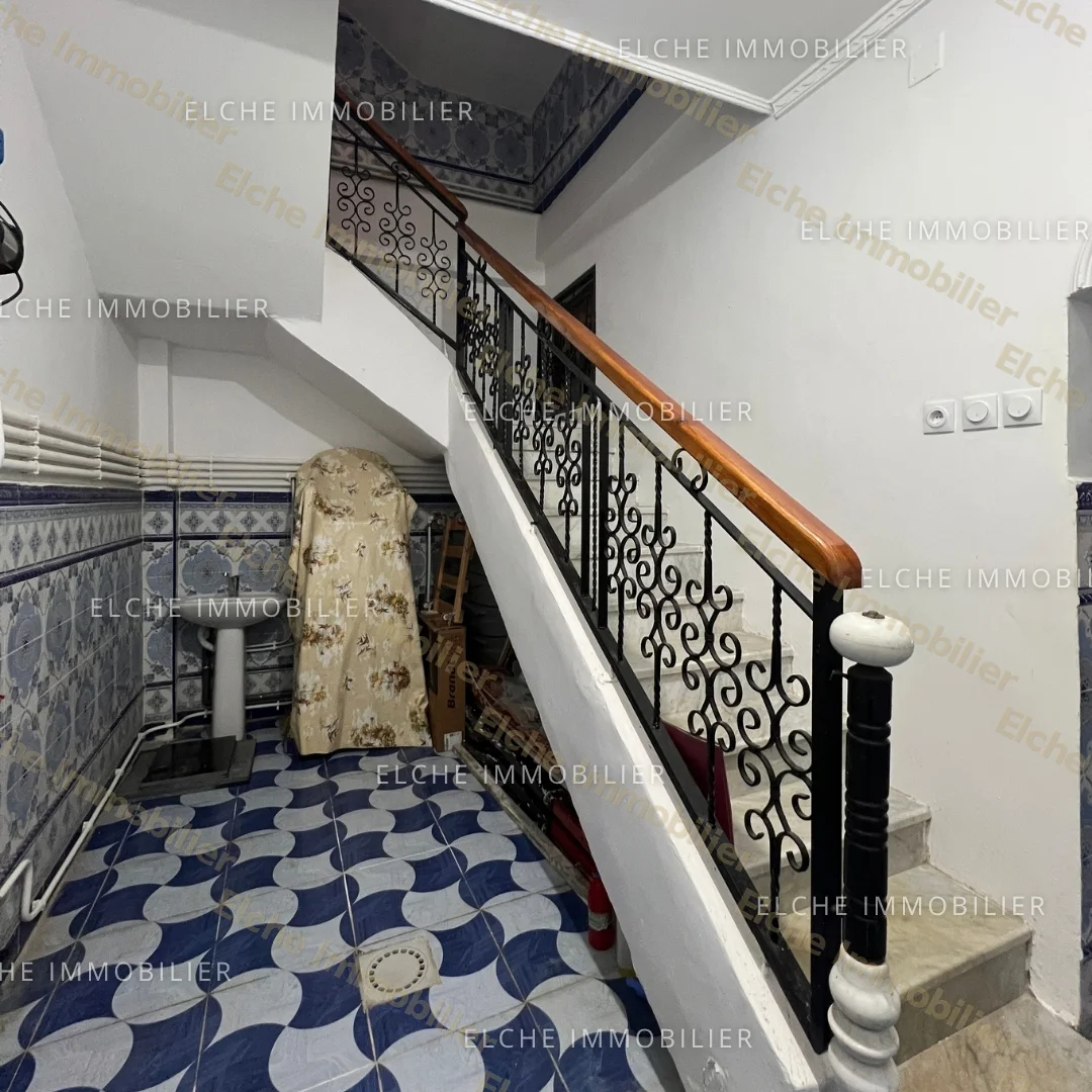 Villa R+3 à vendre