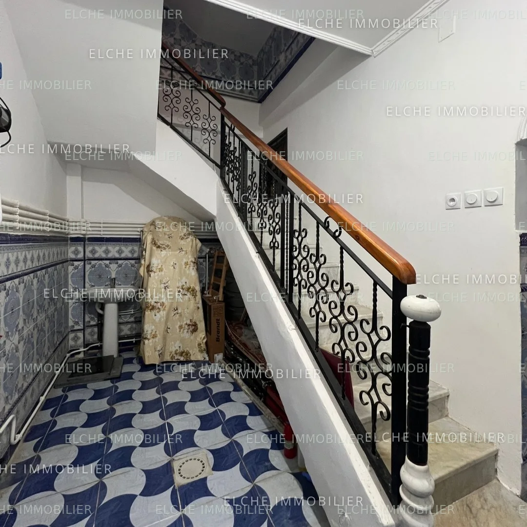 Villa R+3 à vendre