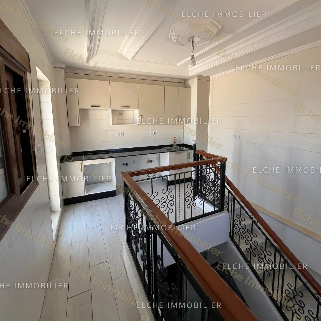 Villa R+3 à vendre