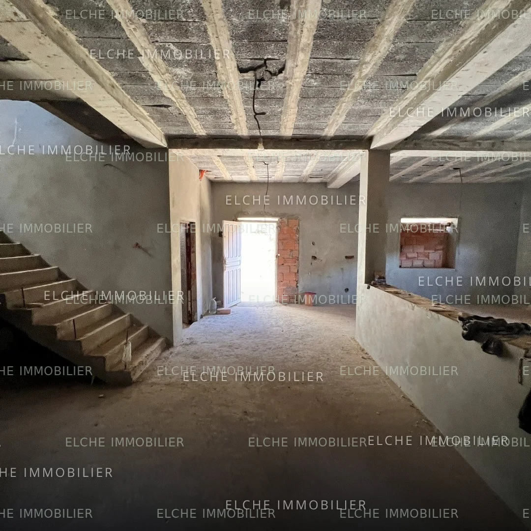 Villa carcasse R+2 à vendre