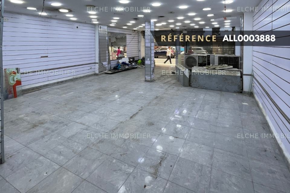 Local commercial à Louer