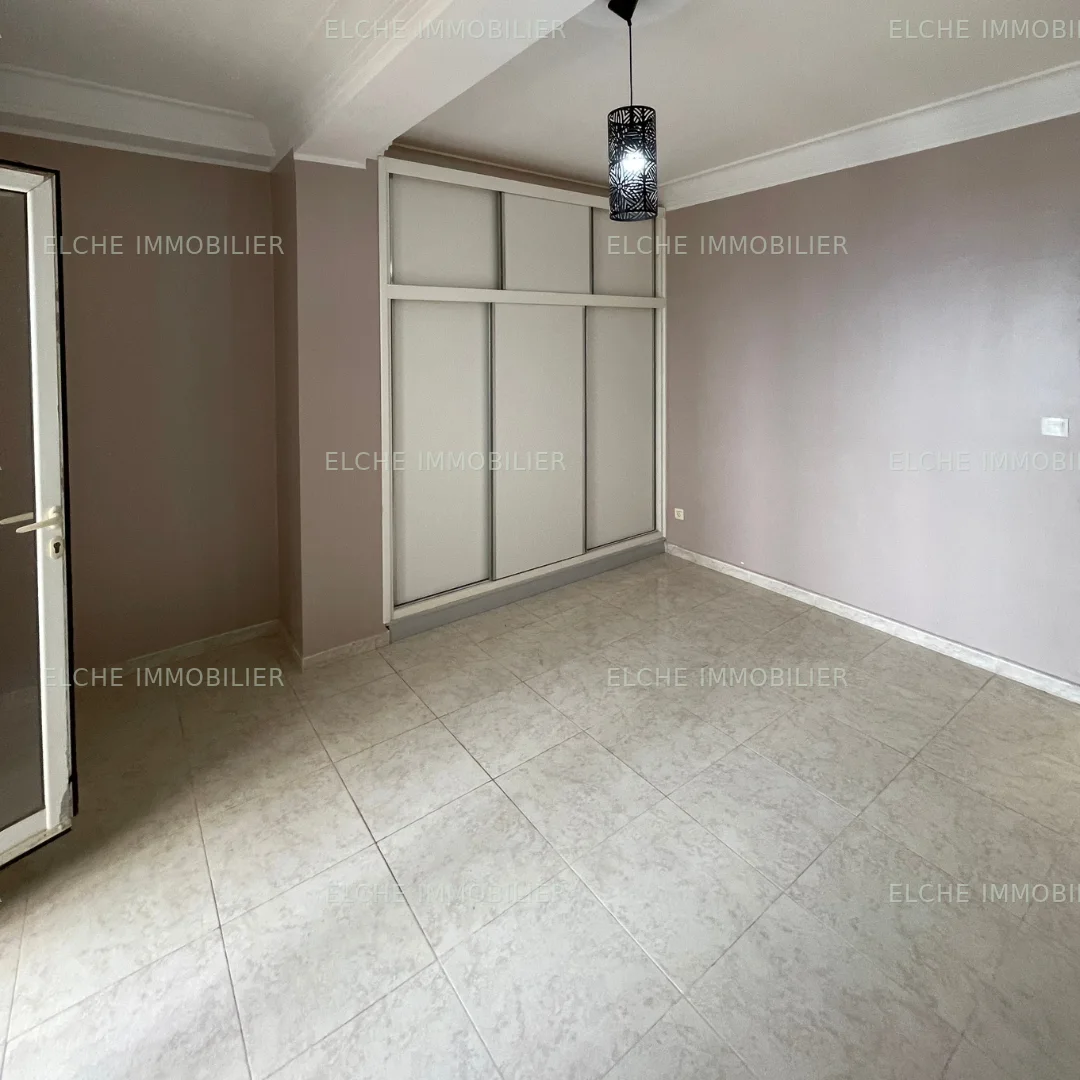 Appartement F4 à Louer