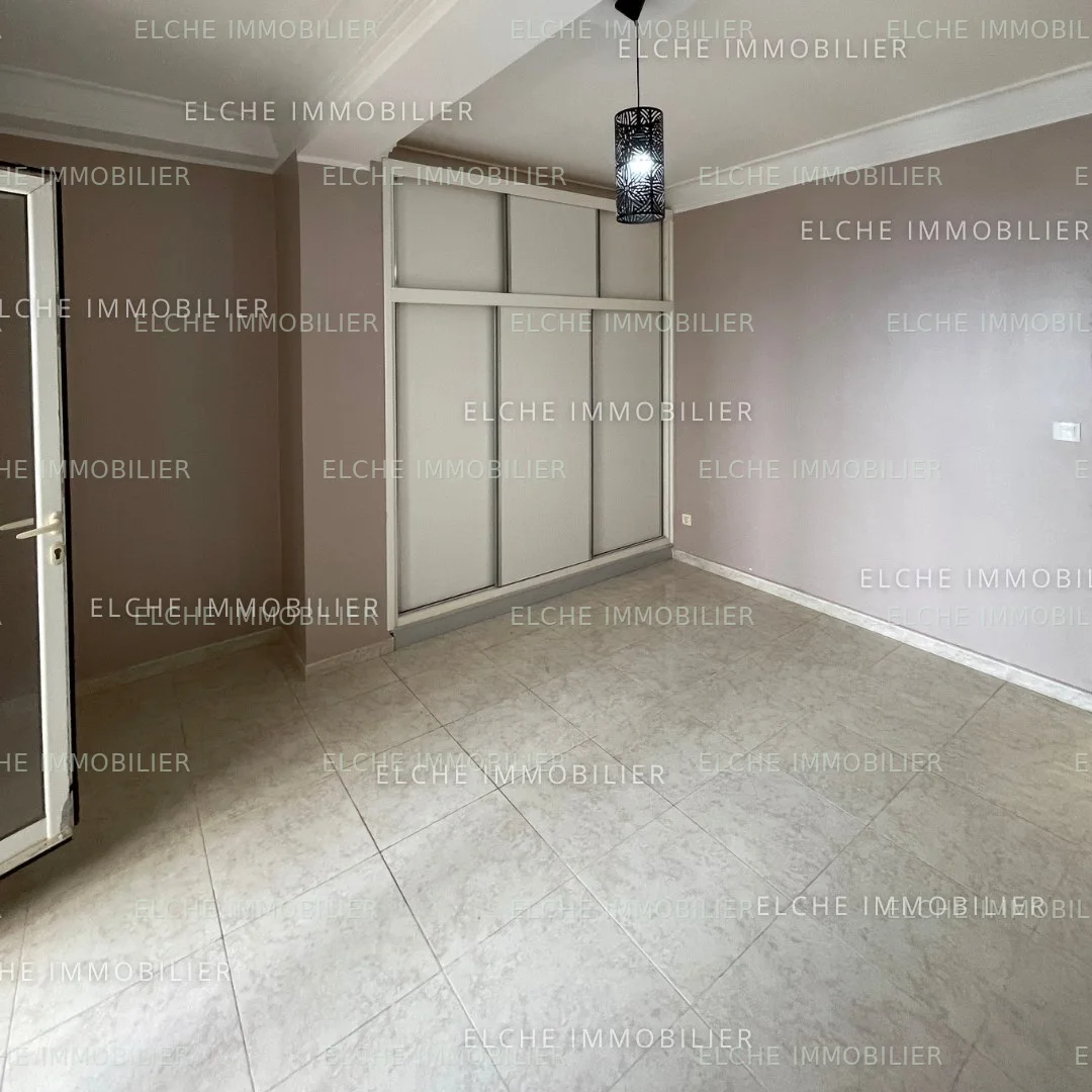 Appartement F4 à Louer
