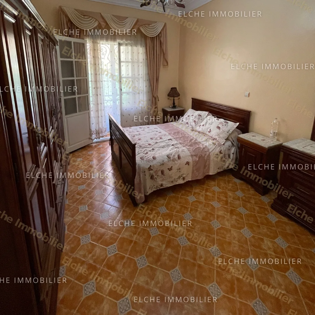Villa R+2 à vendre