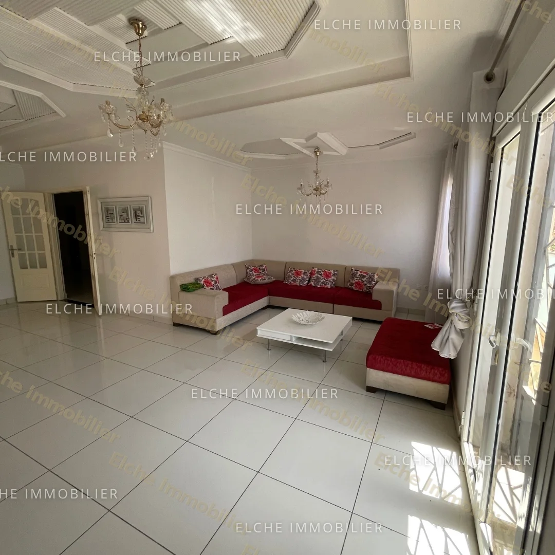 Villa R+2