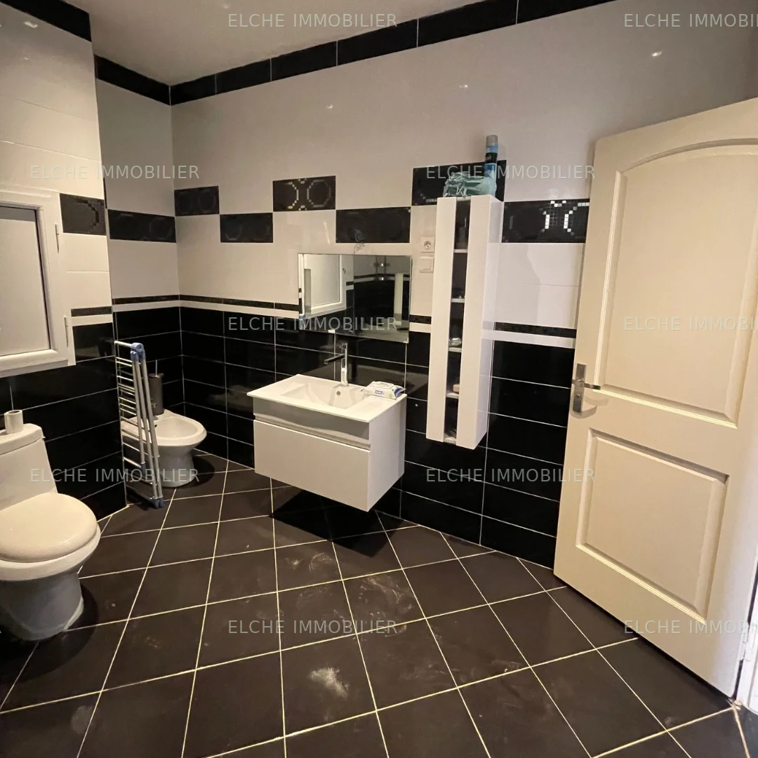 Villa R+2 à vendre