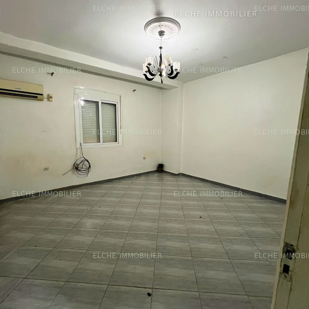 Villa R+1 à vendre