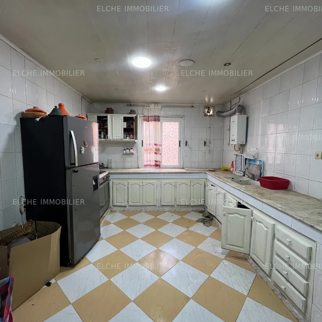 Villa R+1 à vendre