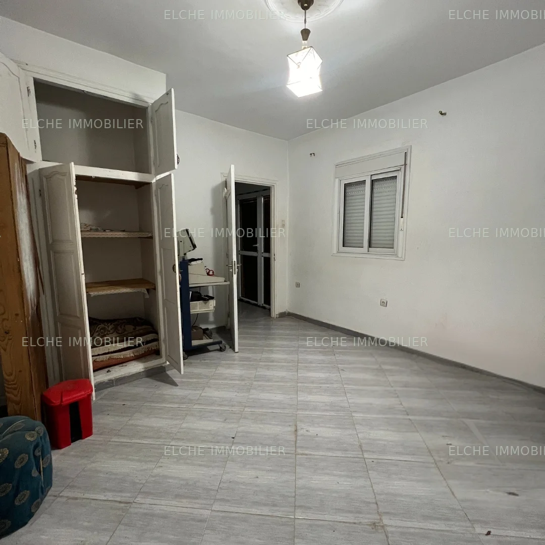Villa R+1 à vendre