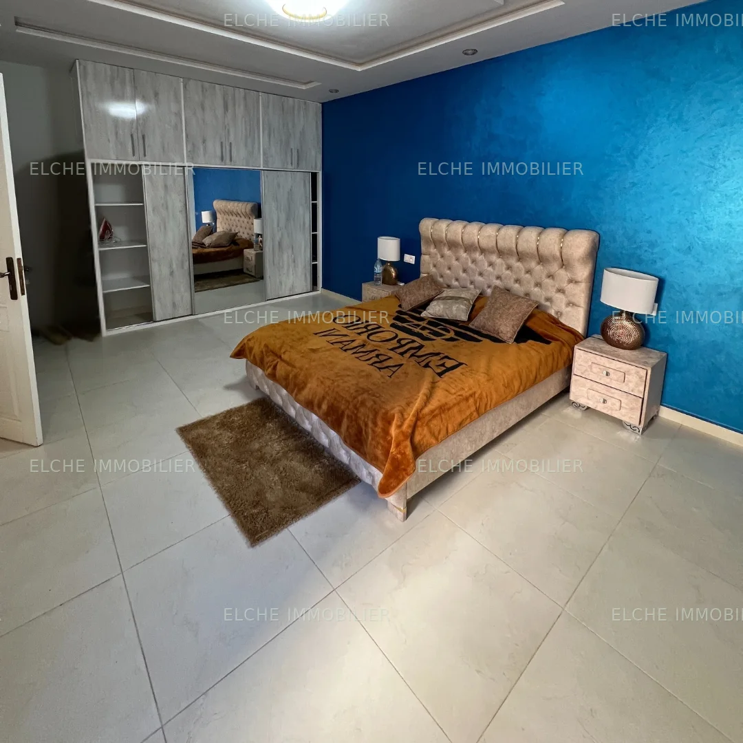 Villa R+1 à vendre