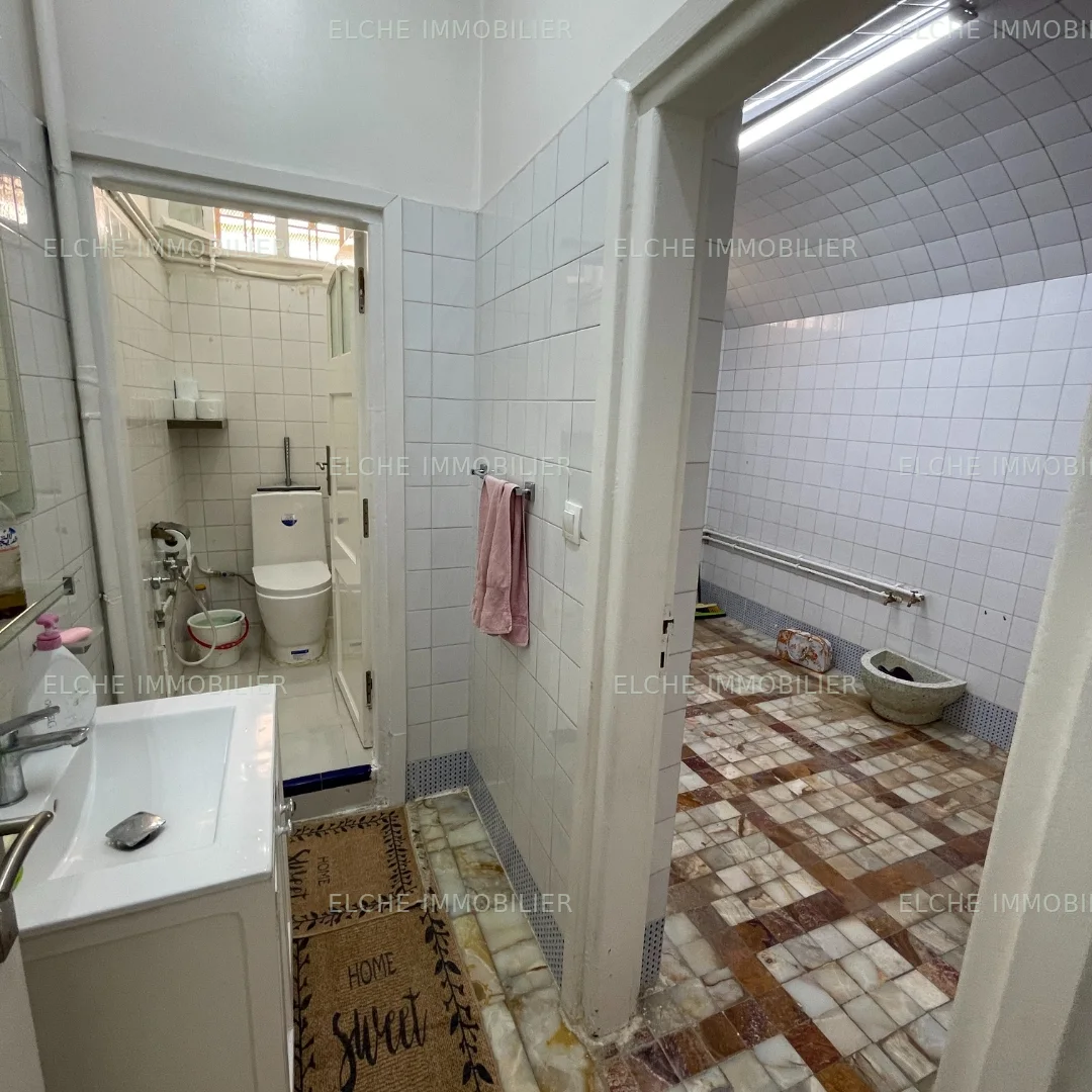 Villa R+1 à Vendre