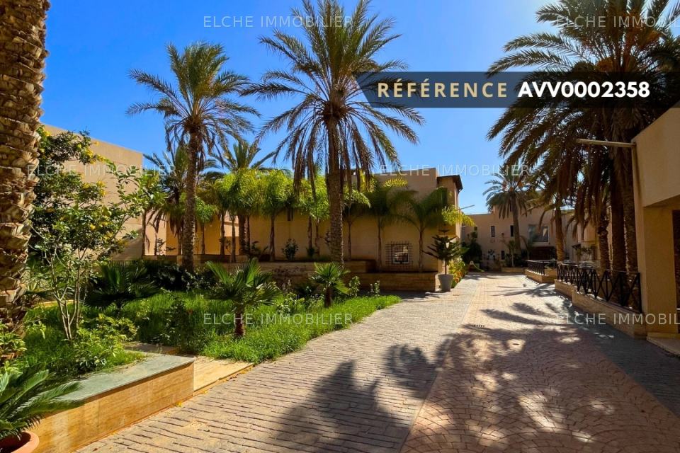 Villa R+2 à Vendre