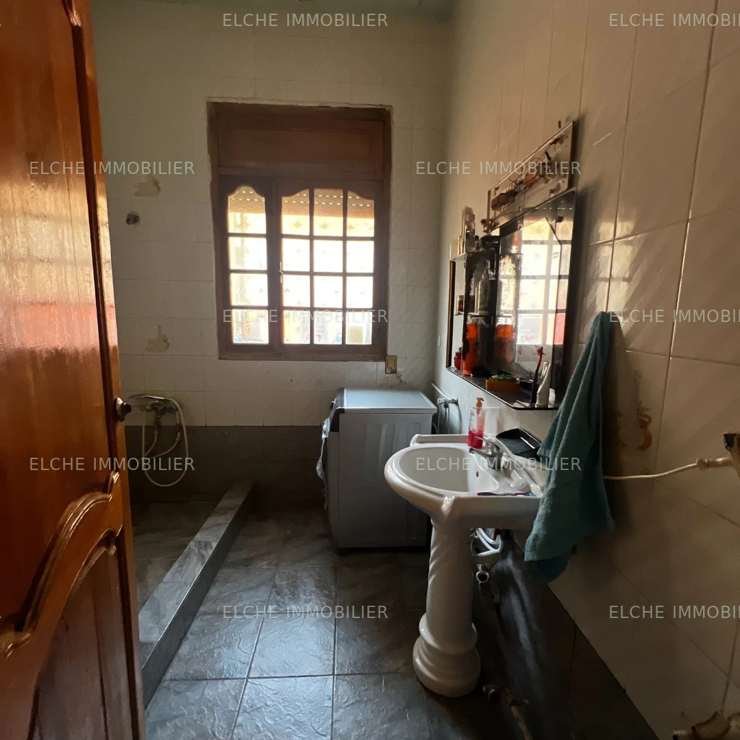 Maison R+1 à Vendre