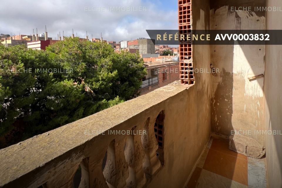 Villa R+2 à vendre