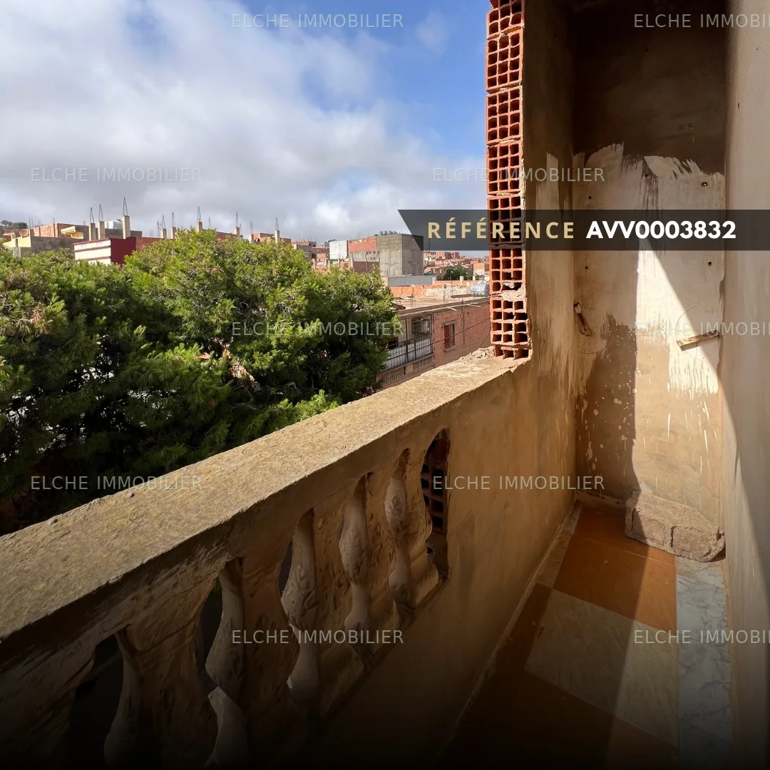 Villa R+2 à vendre