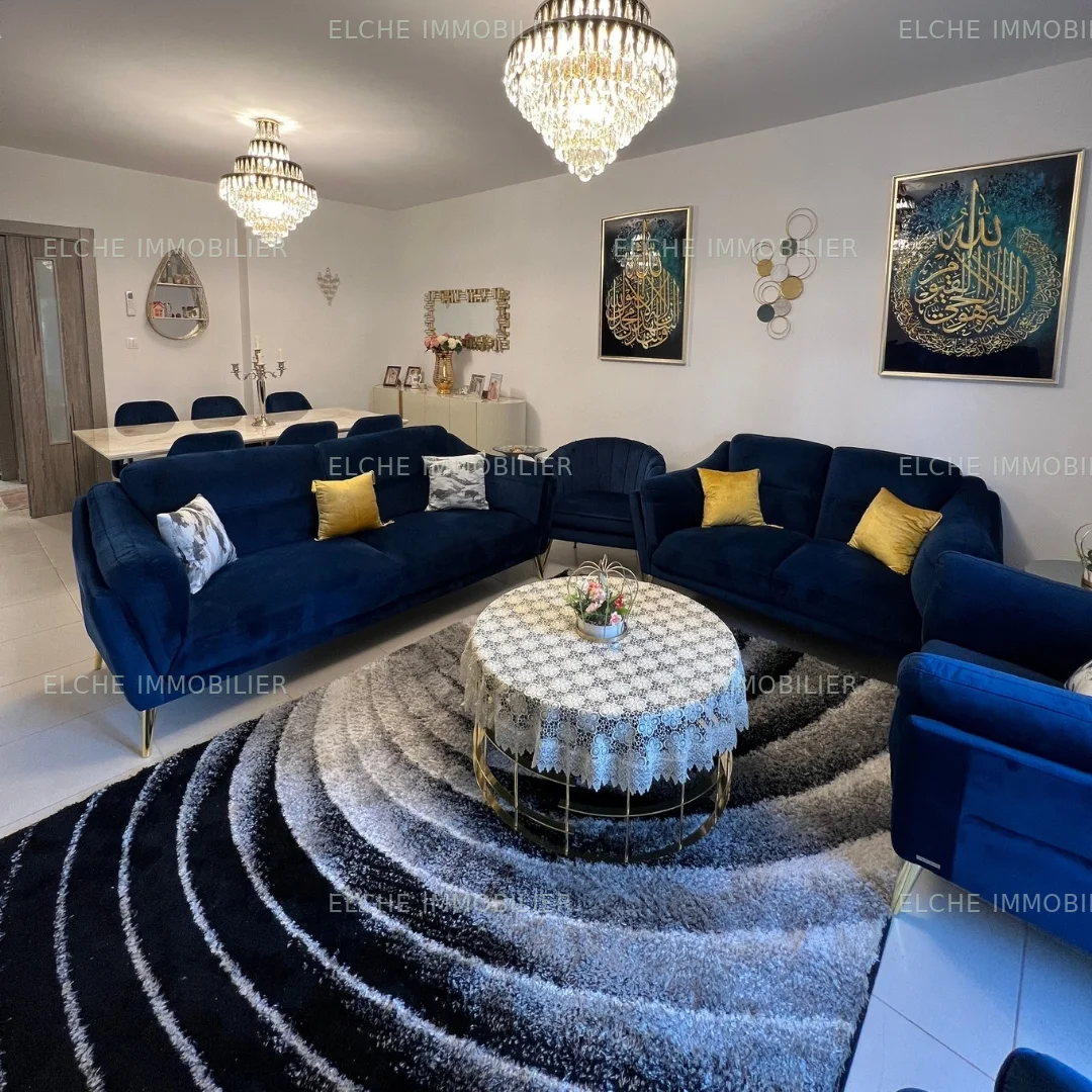 Appartement F4 à vendrev