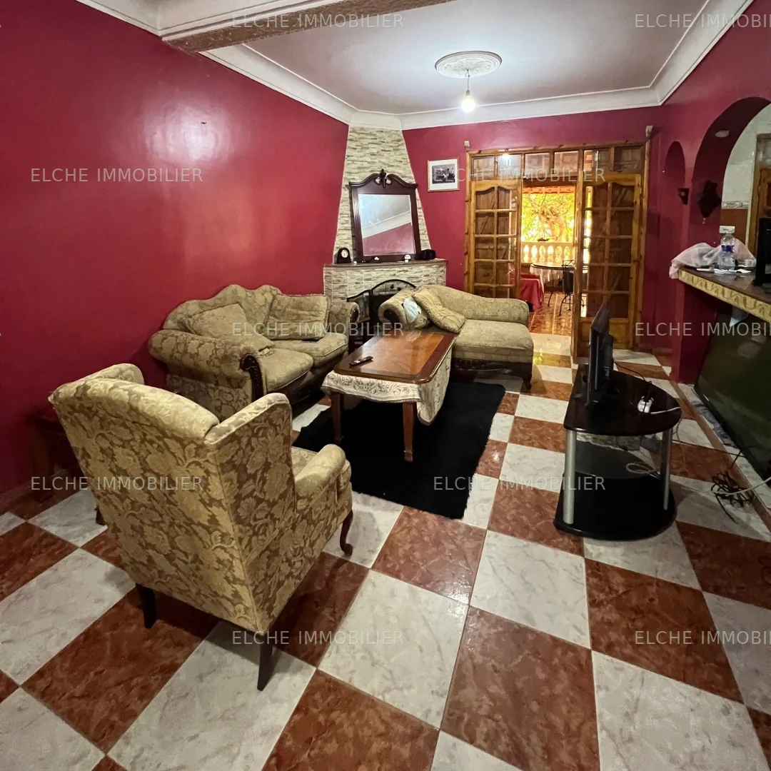 Villa R+3 à vendre
