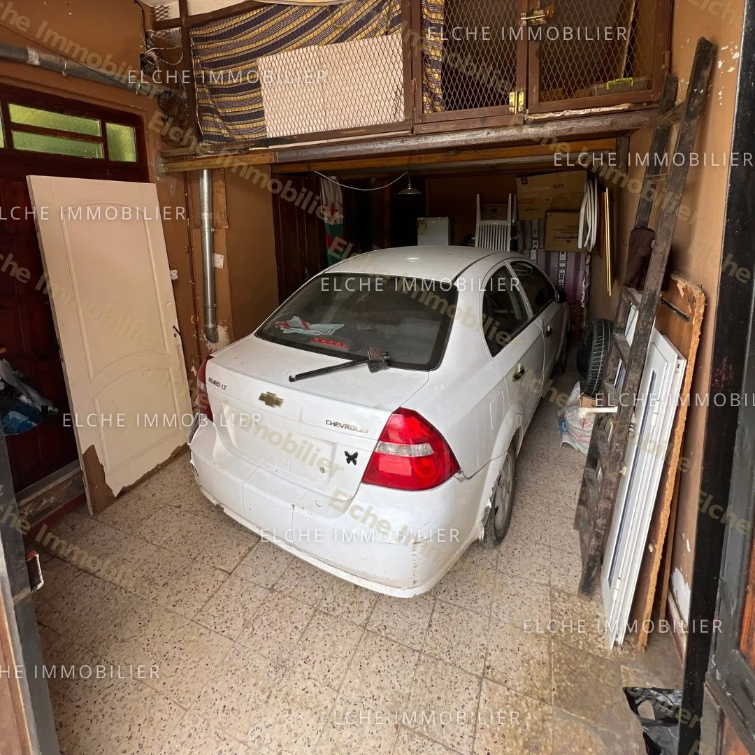 Villa R+3 à vendre