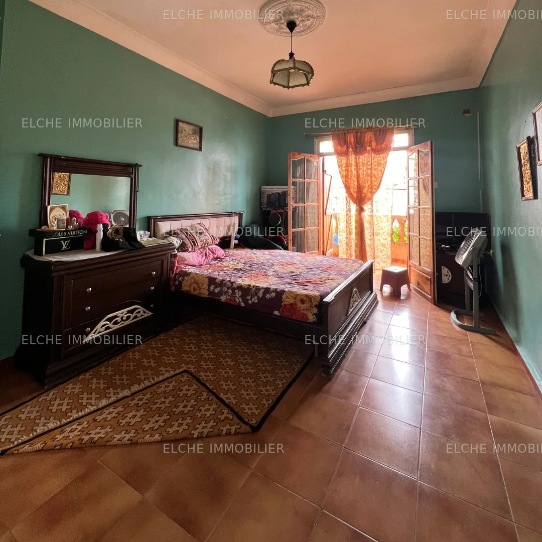 Villa R+3 à vendre